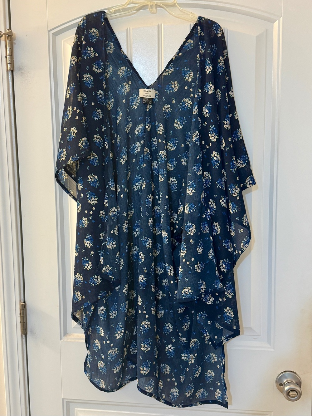 David and Young Navy Blue Floral Sheer Kimono Cover-Up Size One Size Fits Most
